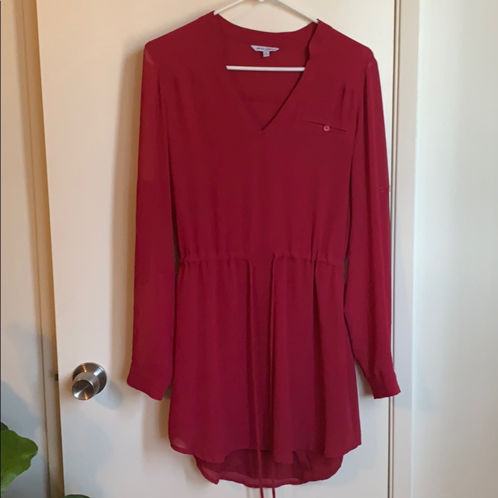 Raspberry shirt-dress. Tie waist.